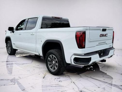 Summit White 2025 GMC Sierra 1500 AT4
