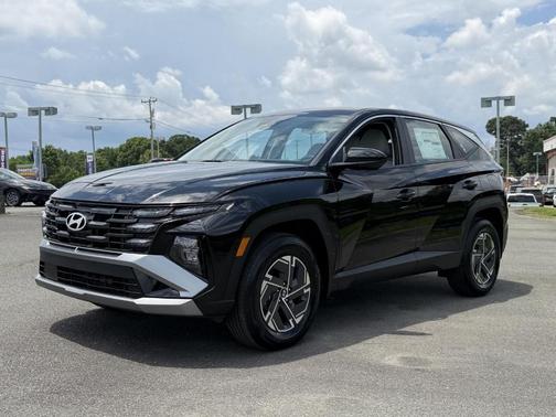 Ash Black 2026 Hyundai TUCSON Hybrid Blue SE