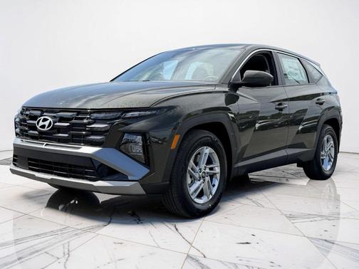 Green 2026 Hyundai TUCSON SE
