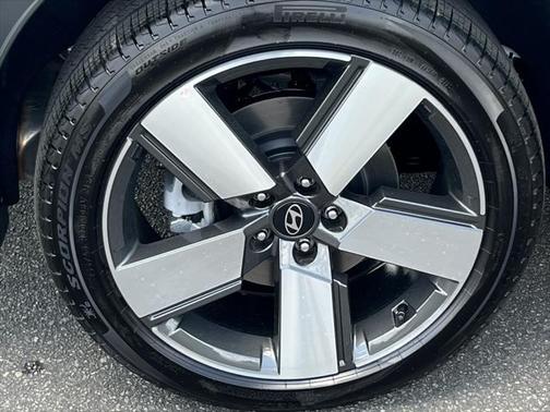2025 Hyundai SANTA FE Limited