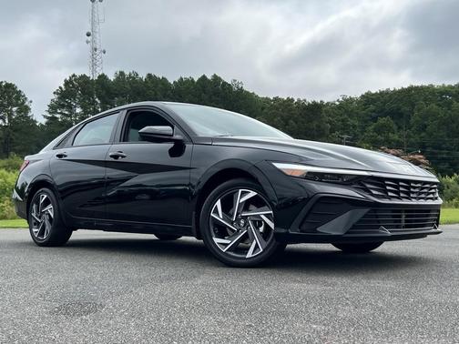 2025 Hyundai ELANTRA Sport
