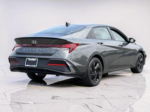 Amazon Gray 2026 Hyundai ELANTRA SEL Sport