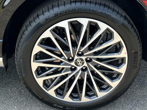 Abyss Black Pearl 2026 Hyundai PALISADE Calligraphy