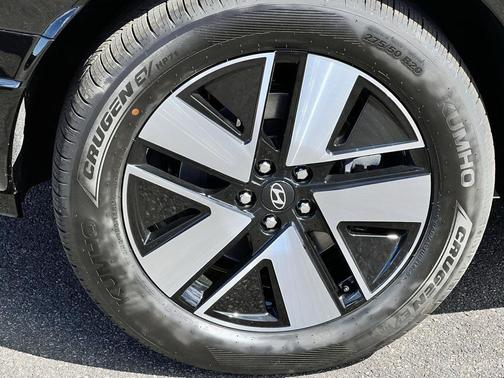 2026 Hyundai IONIQ 9 SEL