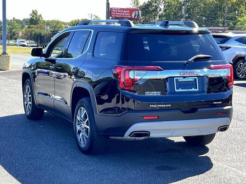 2023 GMC Acadia AWD SLE