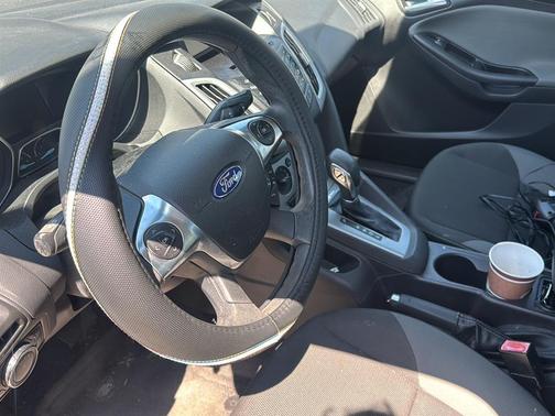 Sterling Gray Metallic 2012 Ford Focus SE