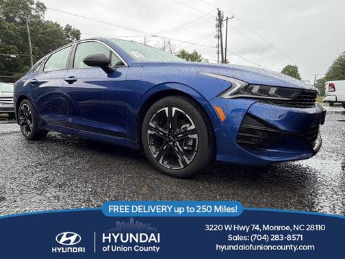 Sapphire Blue 2023 Kia K5 GT-Line