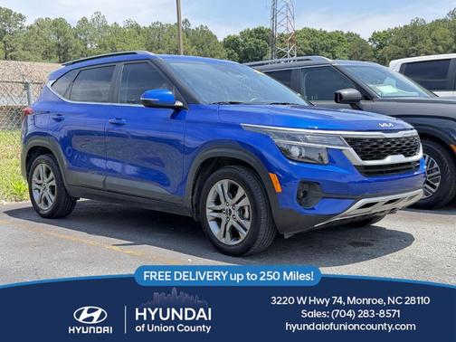 Neptune Blue 2022 Kia Seltos S