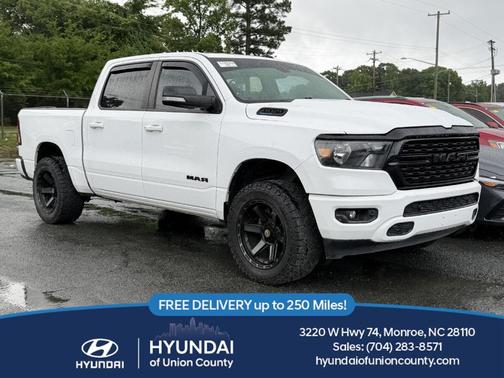 Bright White Clearcoat 2022 RAM 1500 Big Horn