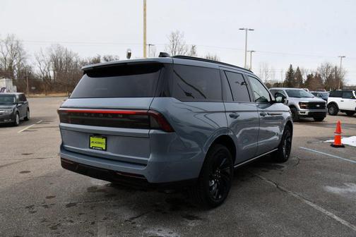 2026 Lincoln Navigator Reserve