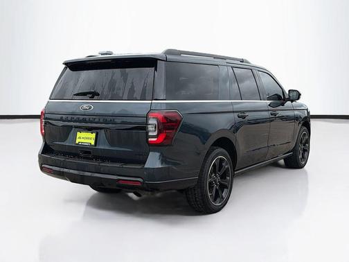 Blue Metallic 2022 Ford Expedition Max Limited