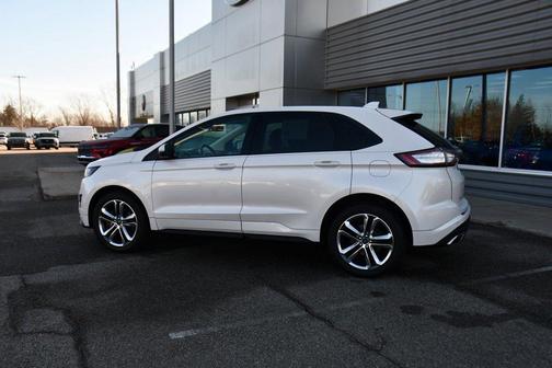 2018 Ford Edge Sport