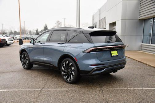 2026 Lincoln Nautilus Reserve