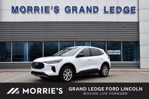 Oxford White 2023 Ford Escape Active