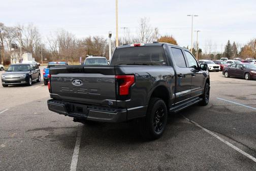 2025 Ford F-150 Lightning XLT