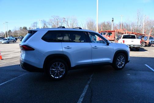 2024 Toyota Grand Highlander Platinum