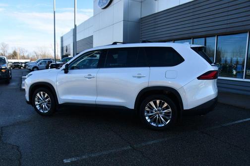 2024 Toyota Grand Highlander Platinum