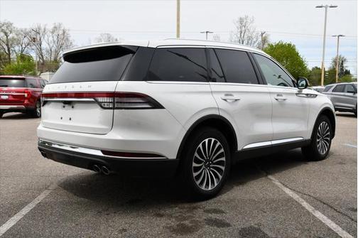 2023 Lincoln Aviator Standard AWD