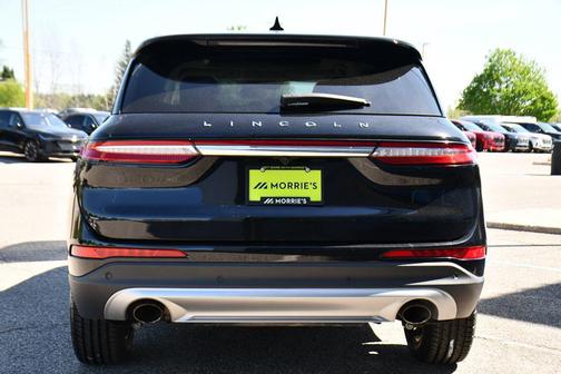 Infinite Black Metallic Clearcoat 2022 Lincoln Corsair Reserve