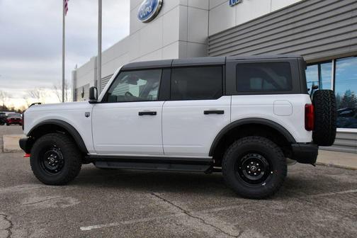 Oxford White 2026 Ford Bronco Big Bend