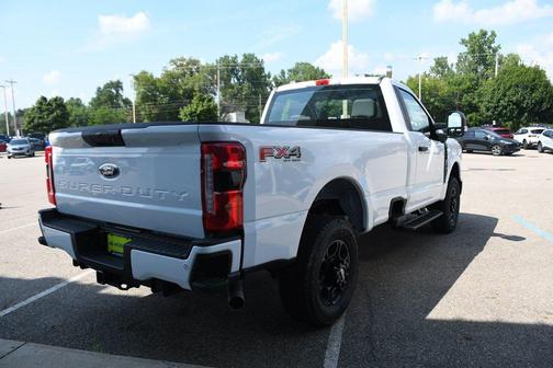 Oxford White 2025 Ford F-350 XL
