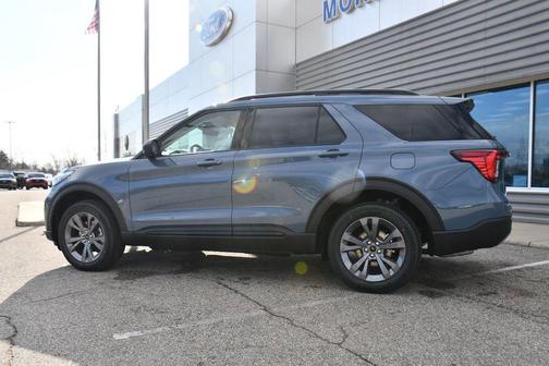 Vapor Blue Metallic 2026 Ford Explorer Active