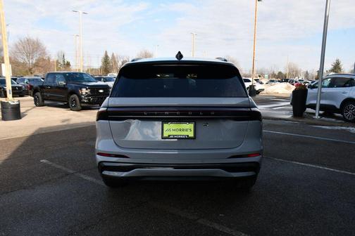 Gray Matter Metallic Clearcoat 2026 Lincoln Nautilus Reserve