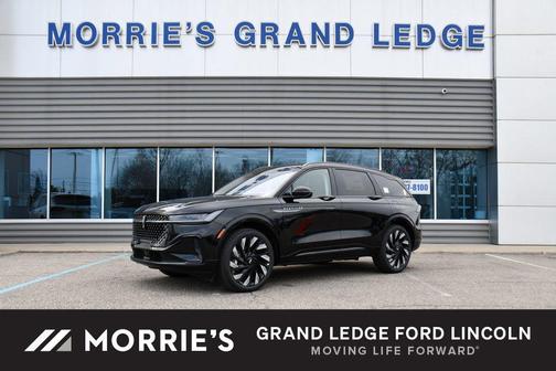 Black Metallic 2026 Lincoln Nautilus Reserve