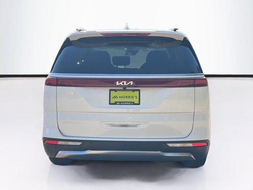 Snow White Pearl 2024 Kia Carnival SX Prestige