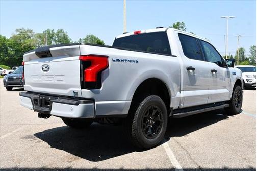 2025 Ford F-150 Lightning XLT