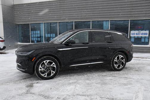 Black Metallic 2026 Lincoln Nautilus Premiere