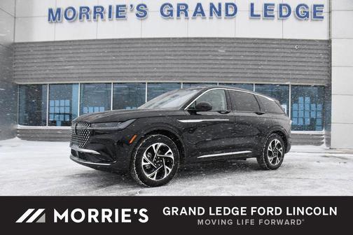 Black Metallic 2026 Lincoln Nautilus Premiere