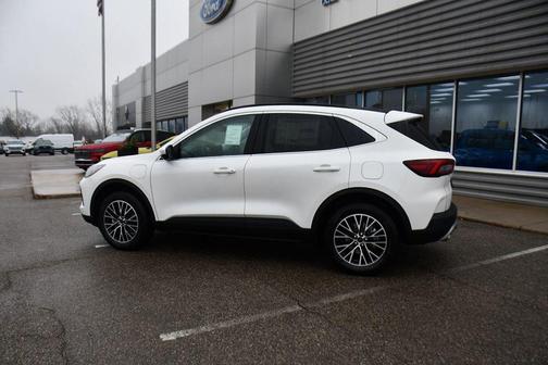 2026 Ford Escape PHEV Base