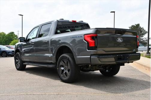 2025 Ford F-150 Lightning Flash