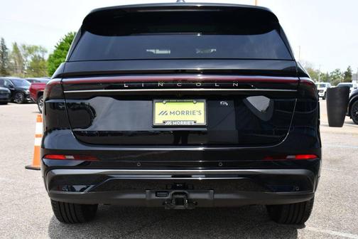 Black Metallic 2026 Lincoln Nautilus Reserve