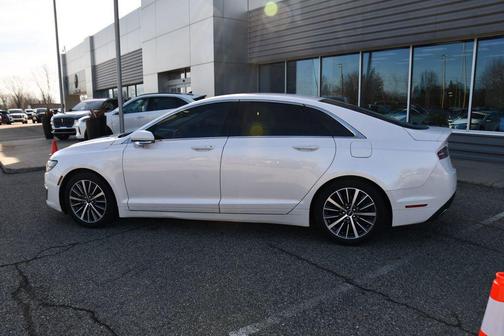 2017 Lincoln MKZ Hybrid Select