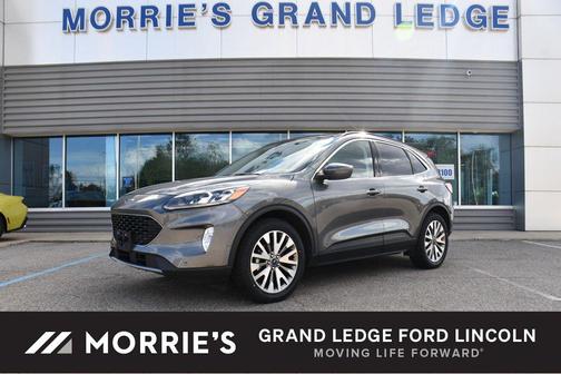 2022 Ford Escape Titanium