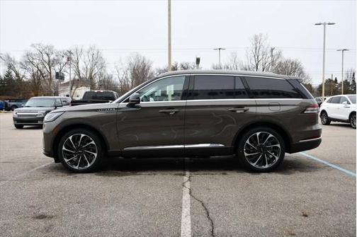 2025 Lincoln Aviator Reserve AWD