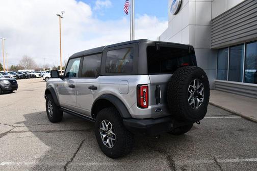 2023 Ford Bronco Badlands