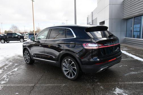 2022 Lincoln Nautilus Reserve