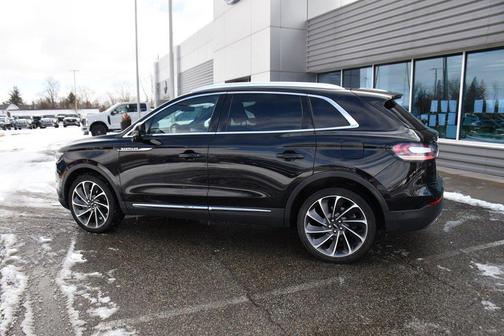 2022 Lincoln Nautilus Reserve