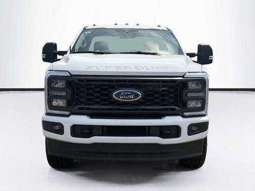 Oxford White 2026 Ford F-250 XL