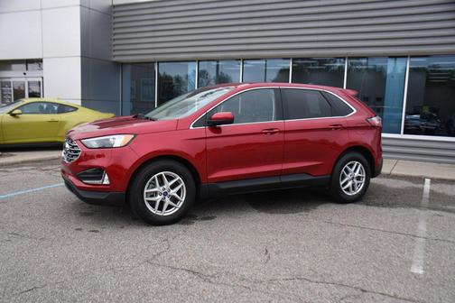 2022 Ford Edge SEL