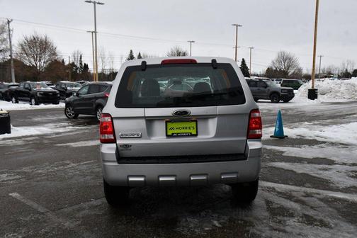 2009 Ford Escape XLS