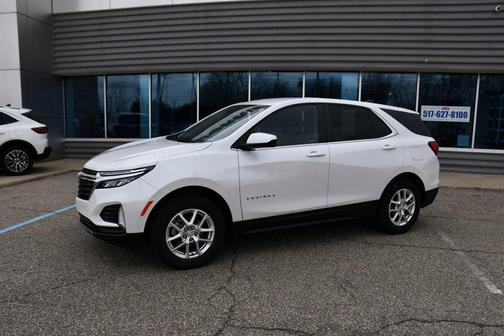 Iridescent Pearl Tricoat 2022 Chevrolet Equinox 1LT