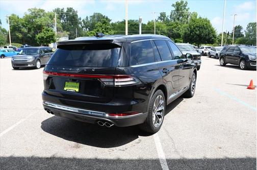 2025 Lincoln Aviator Premiere