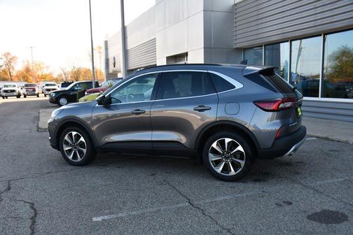 2023 Ford Escape Platinum