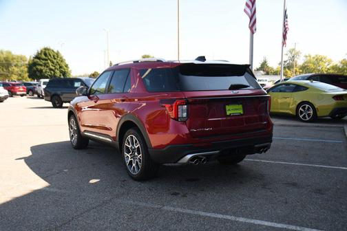 2025 Ford Explorer Platinum