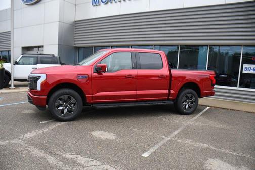 2025 Ford F-150 Lightning LARIAT