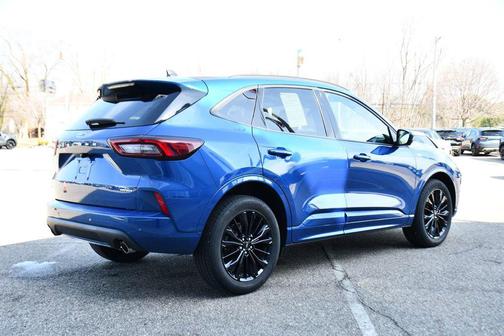 2023 Ford Escape ST-Line Elite